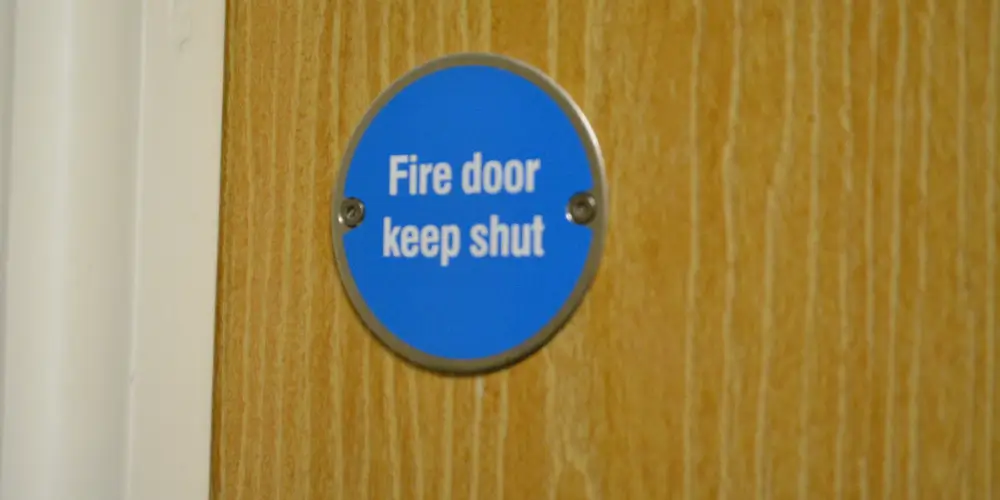 Fire-Door Ratings in the UK: FD30, FD60 Explained / What Is a Fire Door  